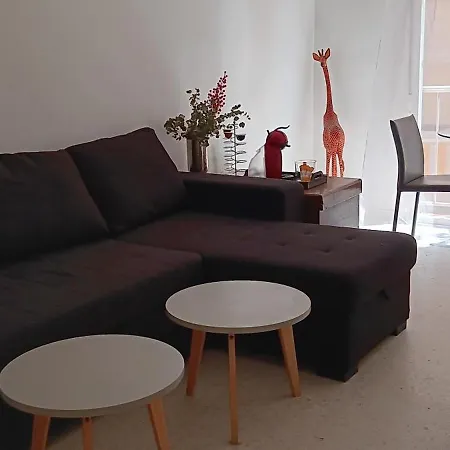Apartment En Primera Linea De Playa En Estepona